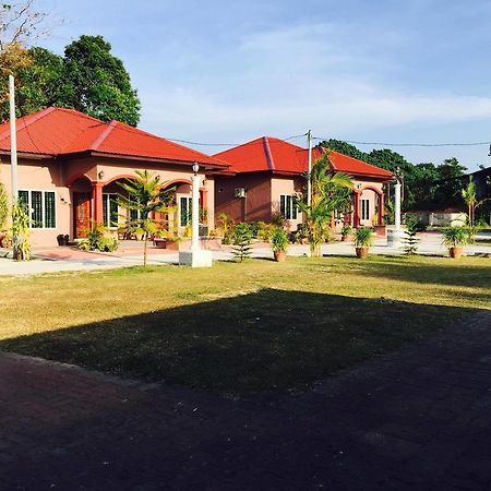 Harmony Guesthouse Sdn Bhd Padang Mat Sirat Buitenkant foto