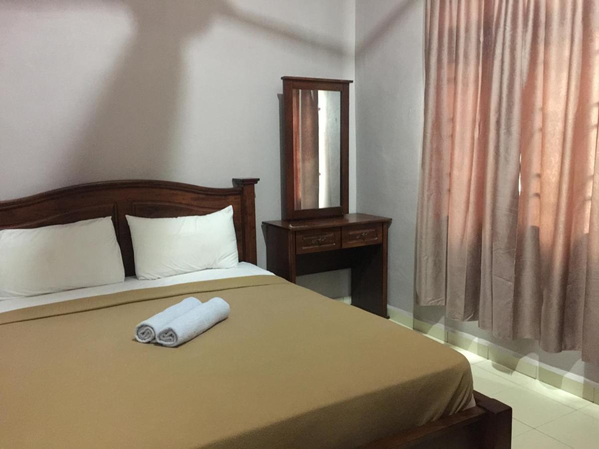 Harmony Guesthouse Sdn Bhd Padang Mat Sirat Buitenkant foto