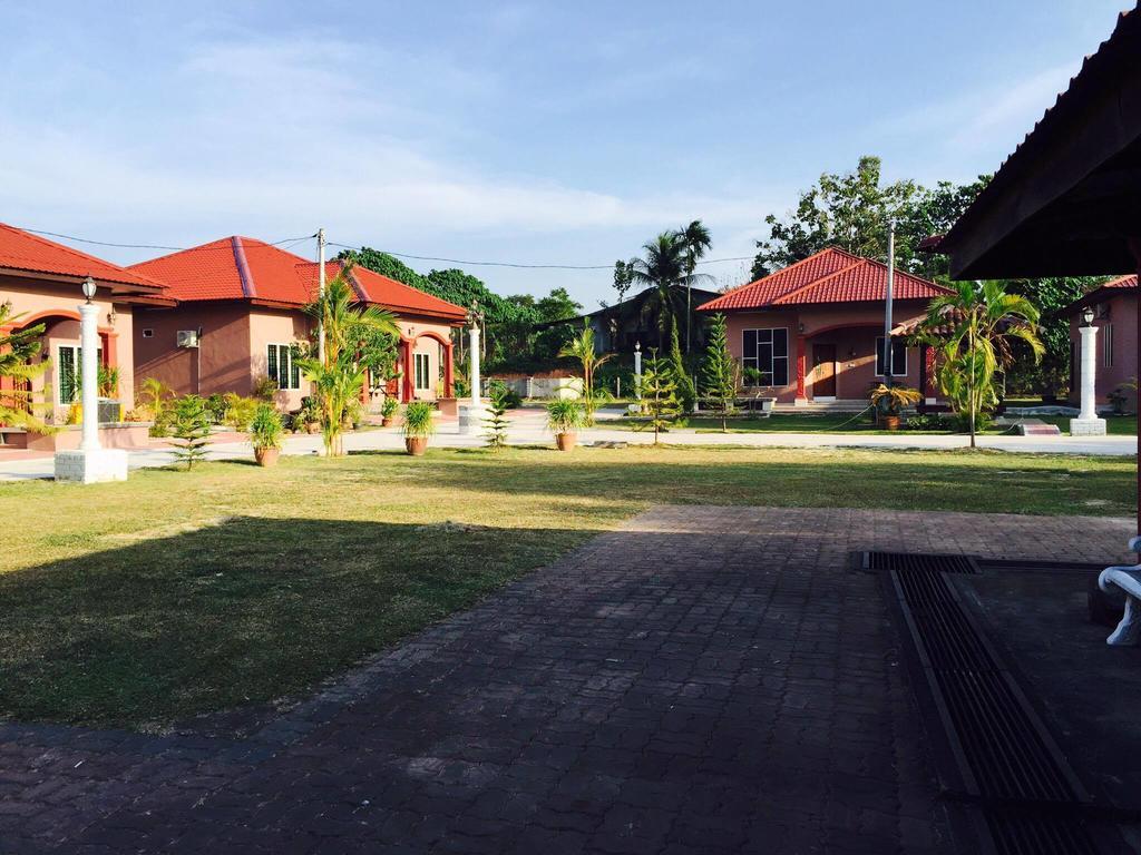 Harmony Guesthouse Sdn Bhd Padang Mat Sirat Buitenkant foto